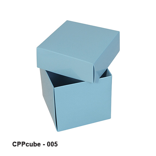 Custom cube boxes