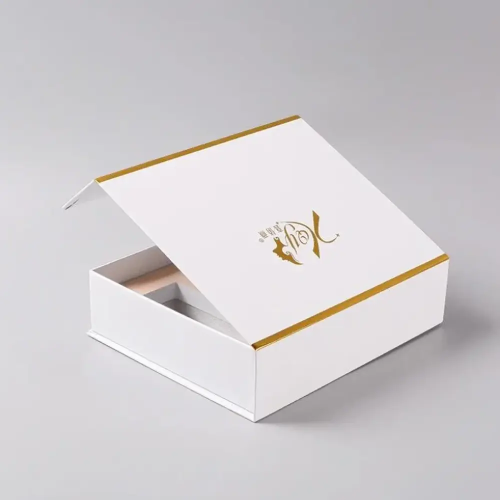 Custom White Rigid Gift Packaging