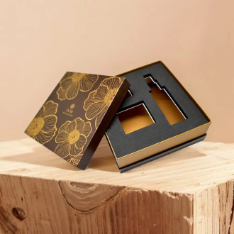 Luxury Cosmetic Packaging.webp